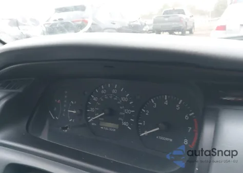 2001 Toyota Camry Ce/Le/Xle from USA, damaged, VIN 4T1BG22KX14788029